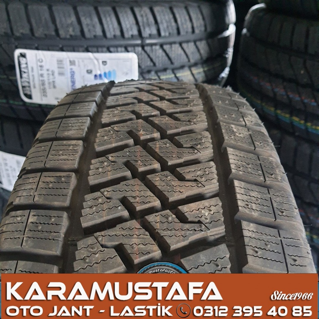235 65 R 16 LASSA WINTUS2 121/119N 12 KAT