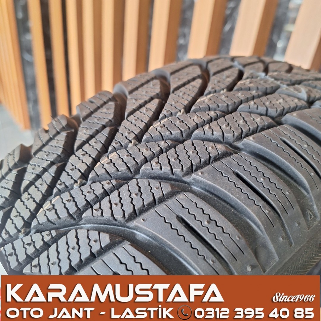 175 65 R 14 LASSA SNOWAYS4 82T