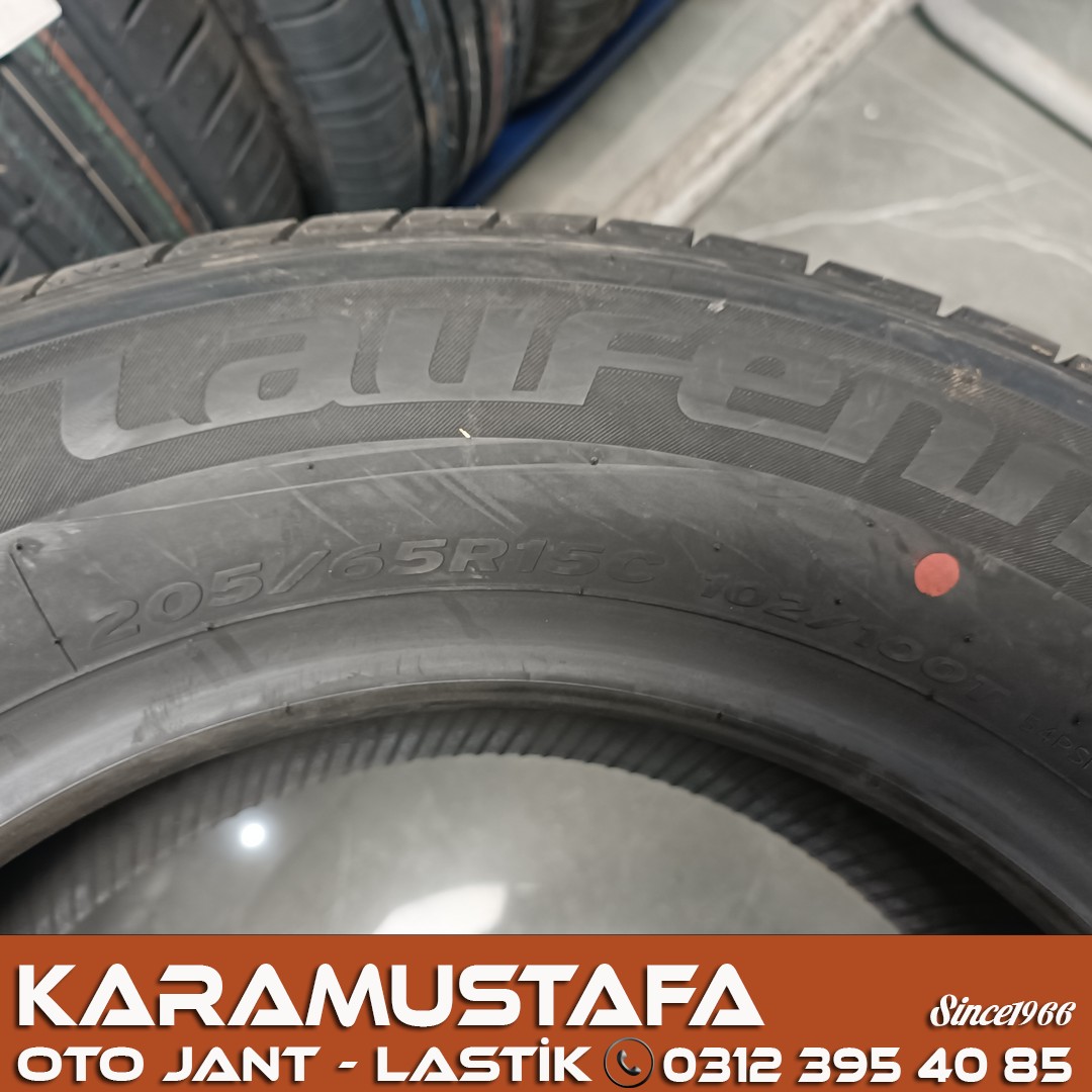 205 65 R 15 LAUFENN LV01 102T