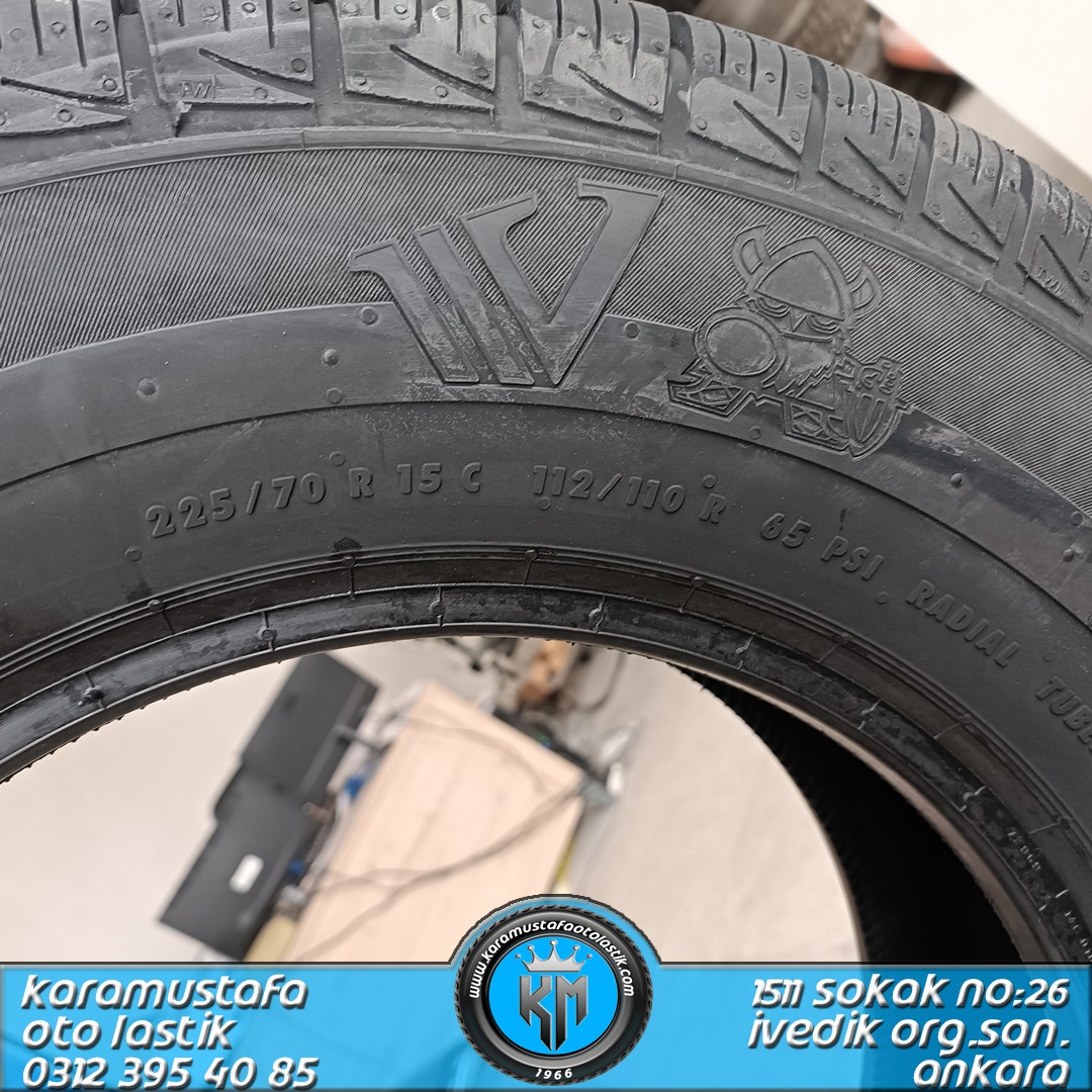 225 70 R 15 VIKING TT2 112R
