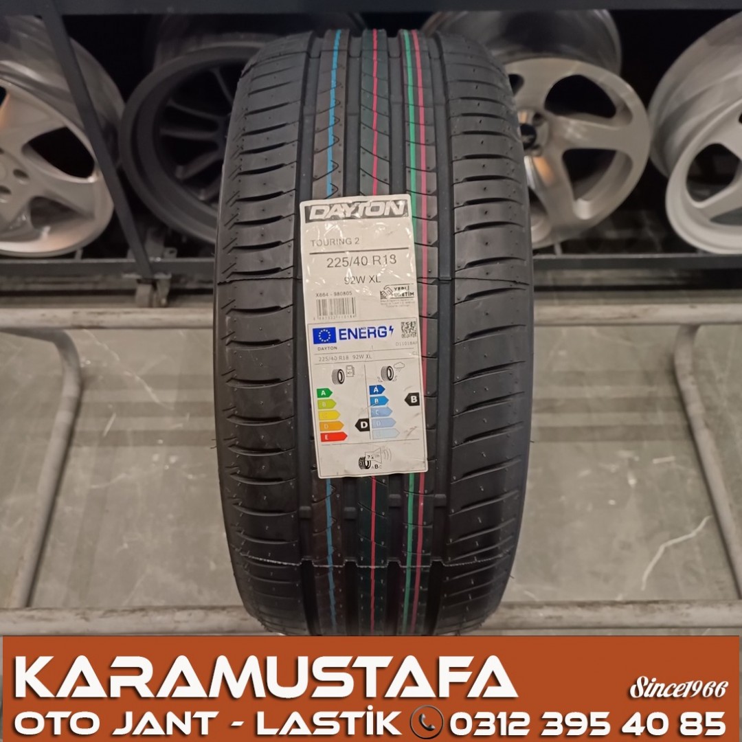 225 40 R 18 DAYTON TOURING2 92W